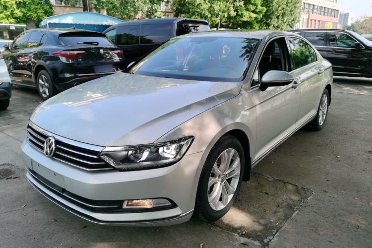 Used Volkswagen Magotan 2019 330TSI DSG Luxury Version China VI Standard