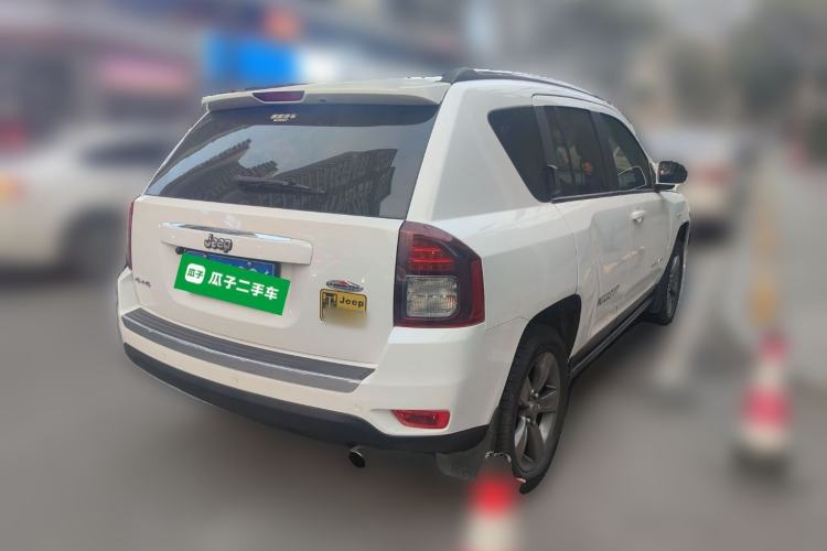 Used Jeep Compass 2014 2.4L Four-Wheel Drive Serpentine Collection Edition