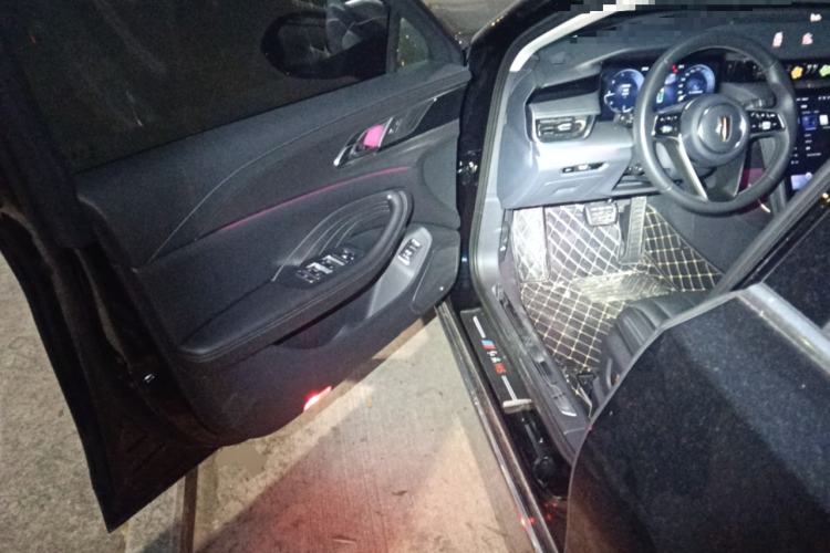 Used Hongqi H5 2023 2.0T Automatic Smart Connect Flagship Edition