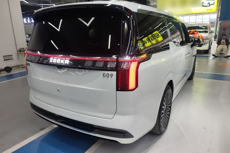 Used Zeekr 009 2022 WE Edition