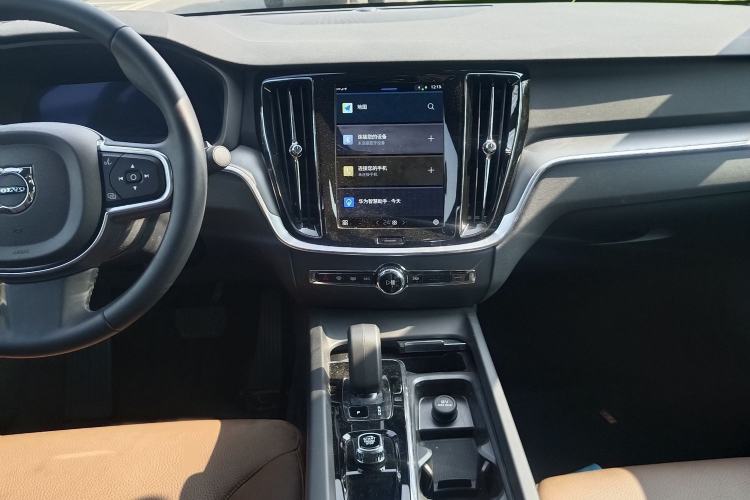 Used Volvo S60 2025 B4 Zhiyi Luxury Edition