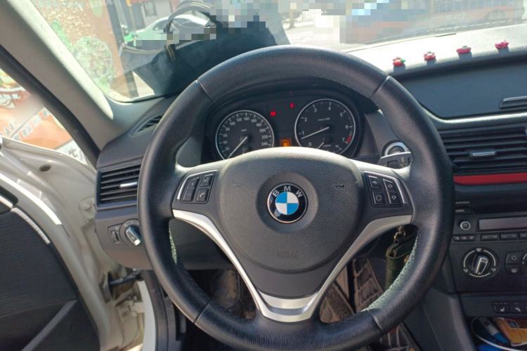 Used BMW X1 2015 sDrive18i Fashion Upgrade Edition
