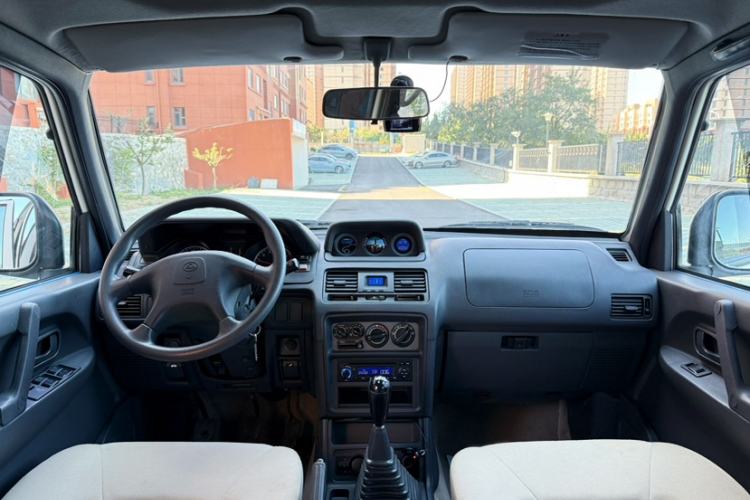 Used Leopaard 6481 2014 2.2L Manual 4x4