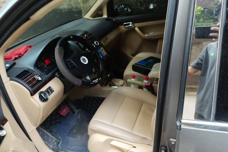 Used Volkswagen Touran 2008 1.8T ZhiZun Edition Automatic 5-Seater Left Front Seat