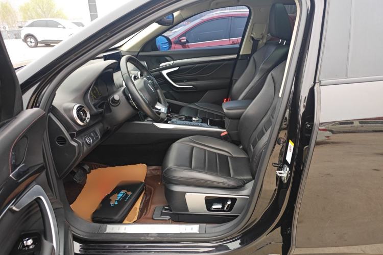 Used Wey VV7 2017 2.0T Ultra-Luxury Version
