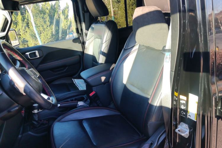 Used Jeep Wrangler 2021 2.0T Robin Hood Four-Door Edition
