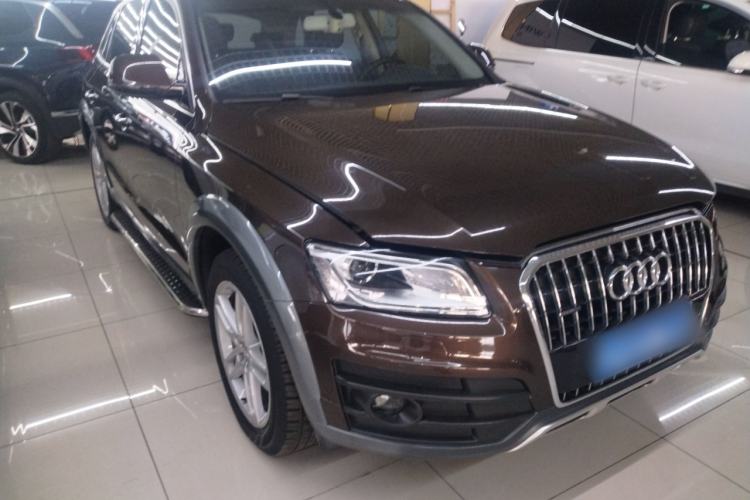 Used Audi Q5 2017 Plus 40 TFSI Technology Model
