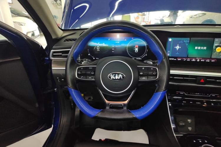 Used Kia K5 2020 270T CVVD Luxury Tech Edition Steering Wheel