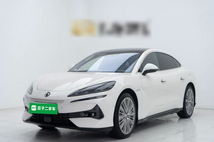 Used Denza Z9 2024 1100 km All-Wheel-Drive Ultra Version