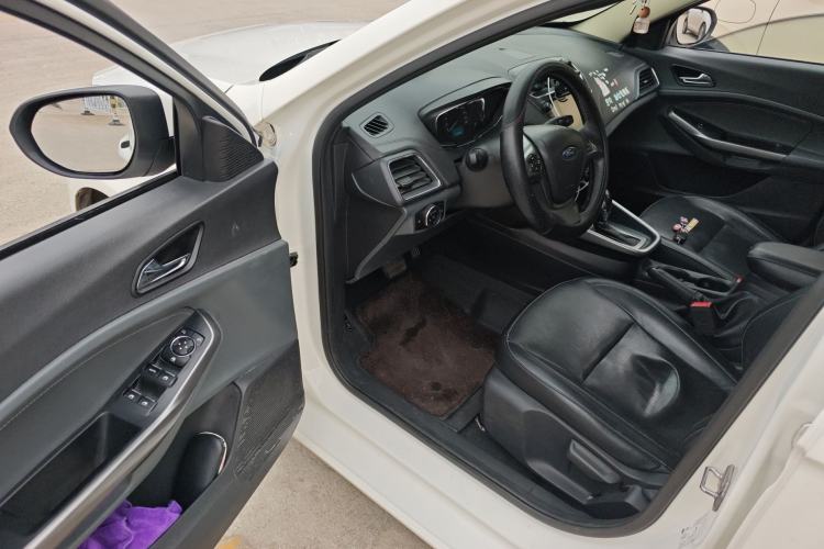 Used Ford Escort 2017 Happiness Edition 1.5L Automatic Fashion Version