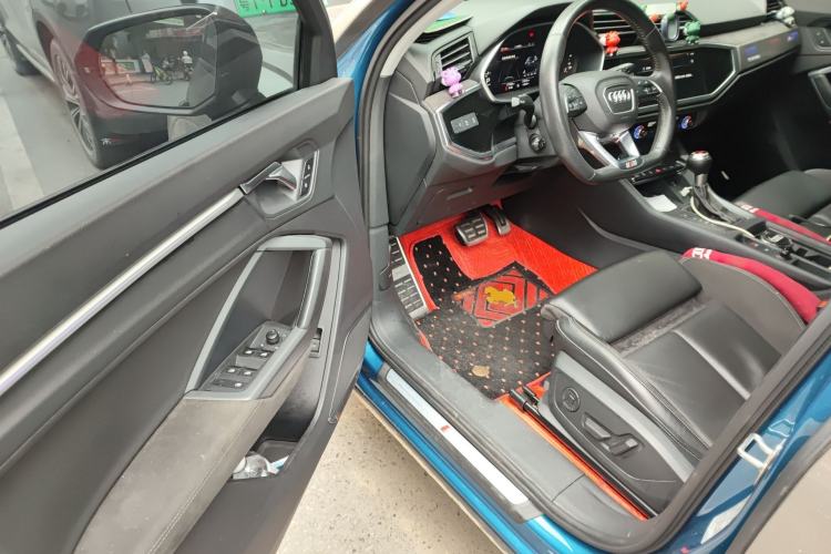 Used Audi Q3 Sportback 2020 45 TFSI quattro Luxury Edition Driver Seat