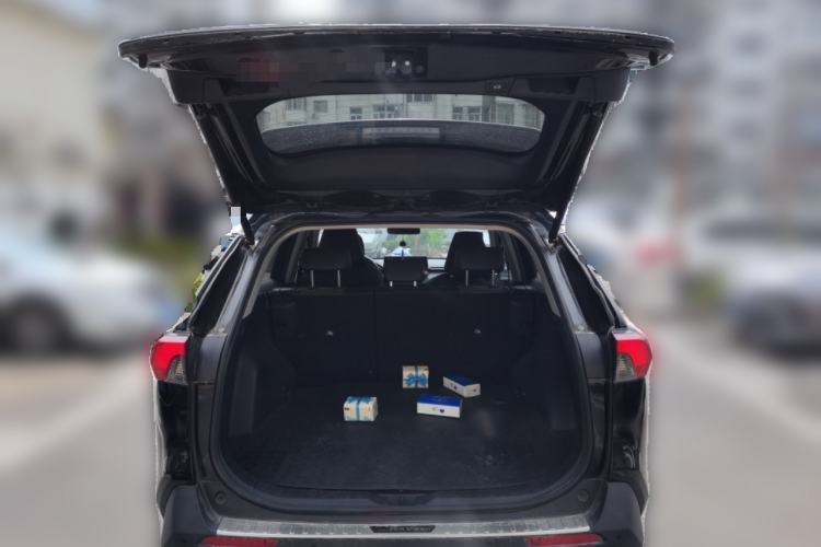 Used Toyota RAV4 2022 2.0L CVT 4x4 Style Plus Edition