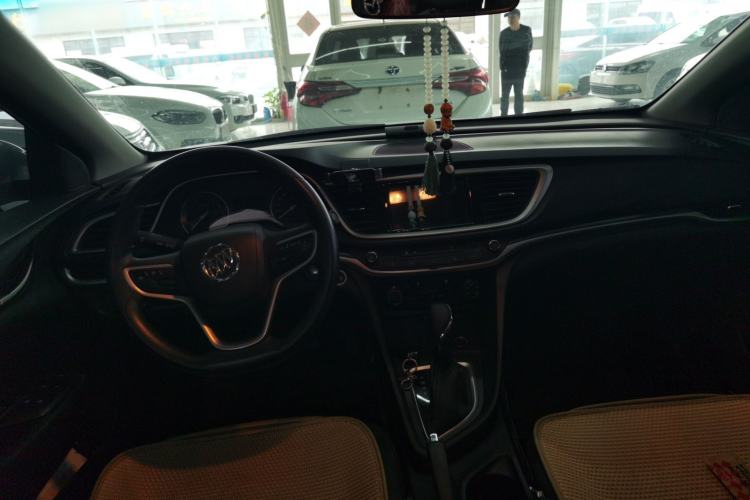 Used Buick GT 2021 Revised Version Flagship 1.5L Automatic Elite Edition Center Console