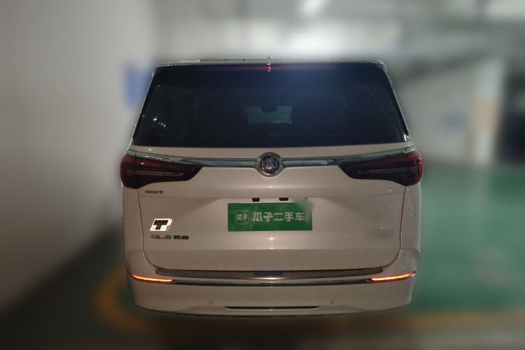 Used Buick GL8 2022 ES Landtrek 653T Luxury Edition