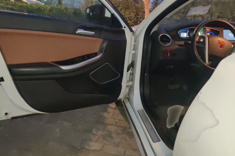 Used Roewe e550 2016 Deluxe Edition
