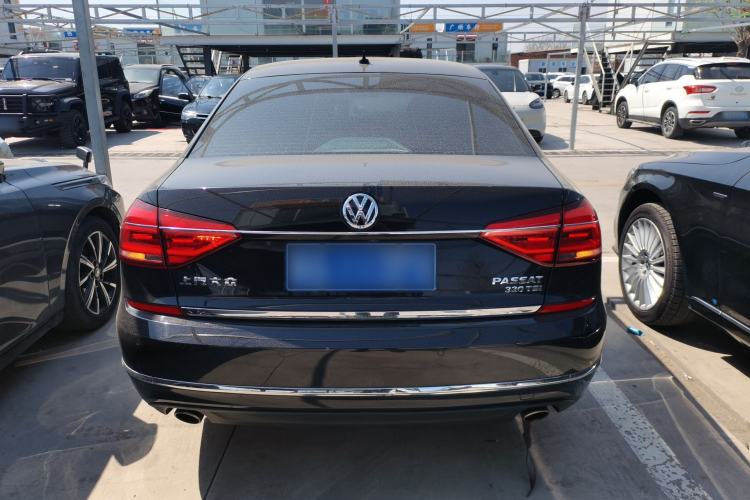 Used Volkswagen Passat 2017 330TSI DSG Prestige Edition

