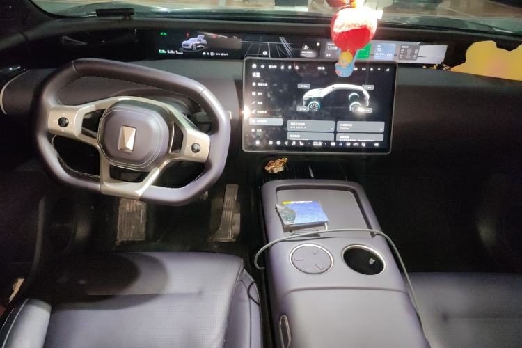 Used Avatr 07 2024 Pro+ Range-Extended Edition Center Console