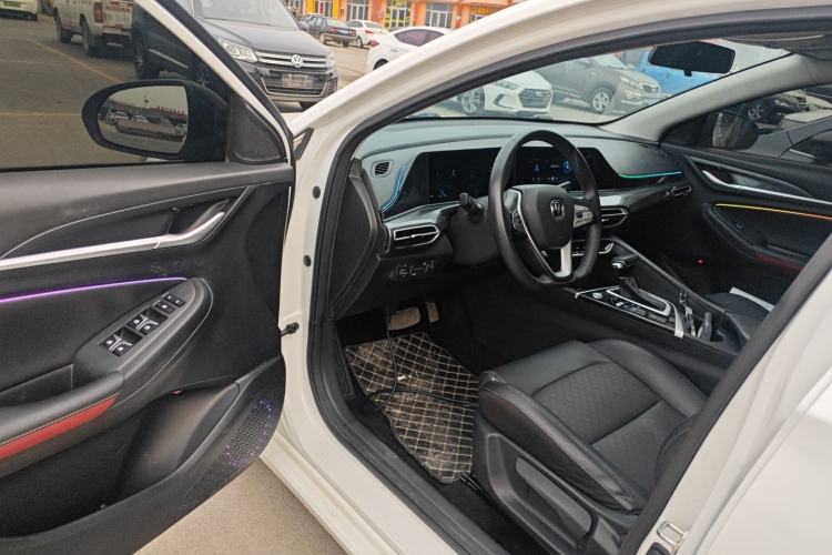 Used CHANGAN Eado 2020 PLUS Blue Whale NE 1.4T GDI DCT Prestige Model
