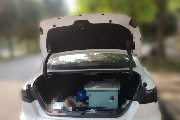 Used Geely Auto Binray 2018 14T CVT Binyi Edition Trunk