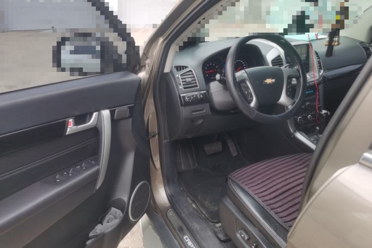 Used Chevrolet Captiva 2017 2.4L 4x4 Flagship Edition 7-Seater