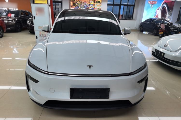 Used Tesla Model Y 2025 Rear-Wheel Drive First Edition