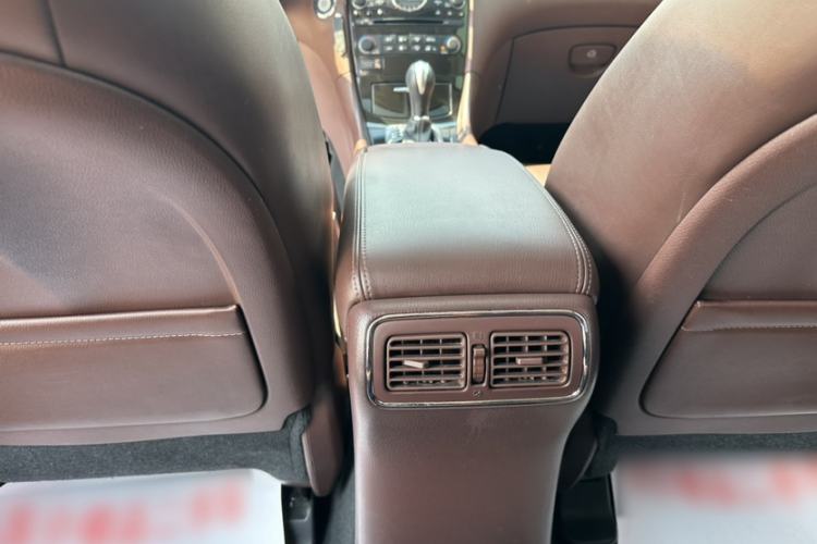 Used Infiniti QX50 2015 2.5L Enjoyment Edition Interior 11