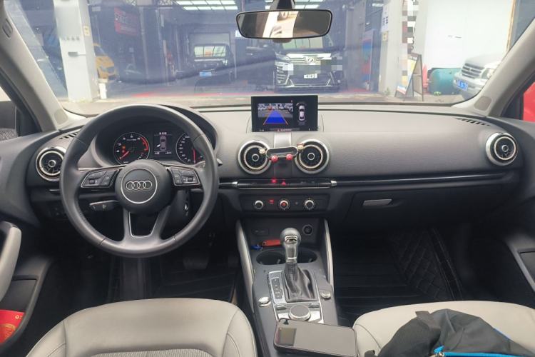 Used Audi A3 2020 Limousine 35 TFSI Fashion Edition China VI Emission Standard Center Console