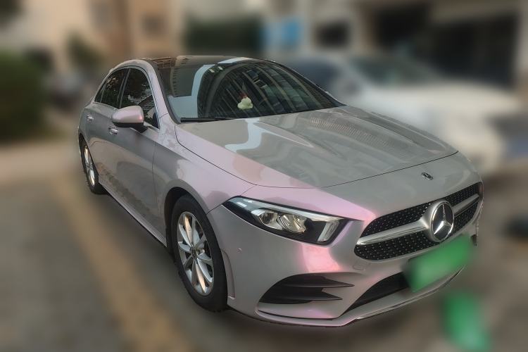 Used Mercedes-Benz A-Class 2021 A 200 L Sport Sedan Fashion Model
