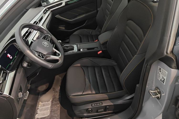 Used Volkswagen FAW-Volkswagen CC 2024 380TSI Striking Edition