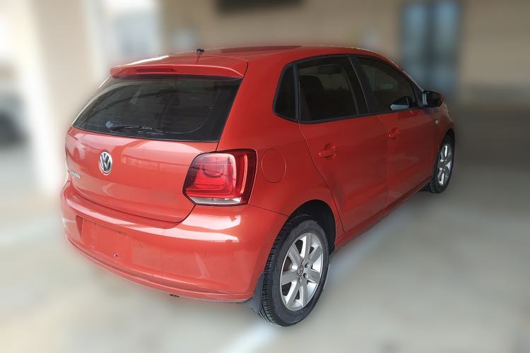 Used Volkswagen Polo 2013 1.4L Automatic Comfort Edition Rear Right 45 Deg