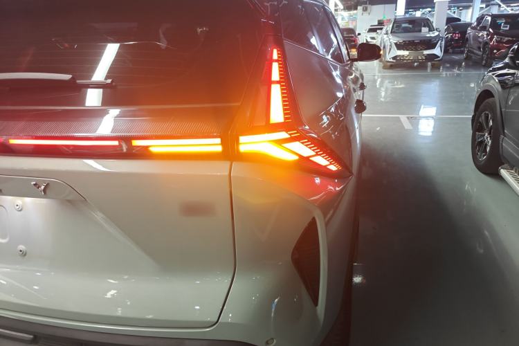 Used Geely Auto Emgrand X7 Sport 2023 Boyue COOL 1.5TD ZhiZun Edition