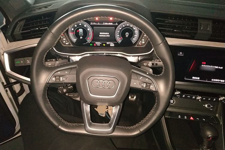 Used Audi Q3 2024 35 TFSI Fashion Dynamic Edition
