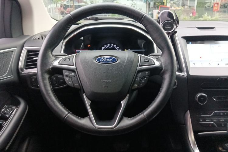 Used Ford Edge 2017 EcoBoost 245 Four-Wheel Drive Sporty 7-Seater
