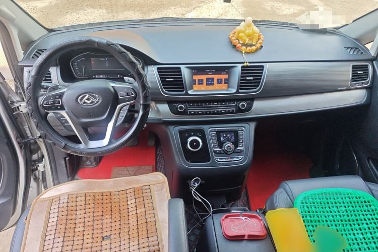 Used SAIC MAXUS G10 2022 2.0T Automatic Elite Edition Gasoline 9-Seater
