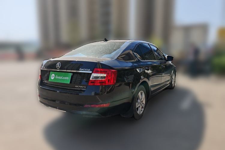 Used Skoda Octavia 2015 1.4TSI DSG Eado Edition Rear Right 45 Deg