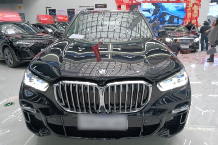 Used BMW X5 2022 Restyled xDrive 30Li Luxury Version M Sport Package