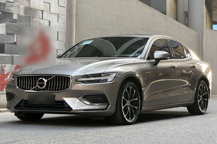 Used Volvo S60 2022 B4 Zhiyi Luxury Edition