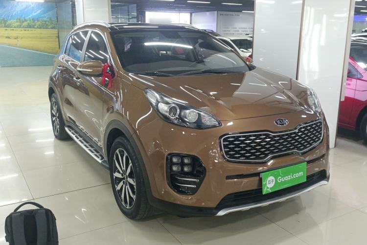 Used Kia KX5 2016 1.6T Automatic Two-Wheel Drive DLX Front Right 45 Deg