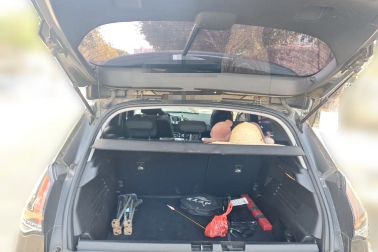 Used Peugeot 3008 2016 2.0L Automatic Classic Edition