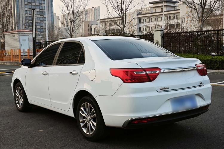 Used Geely Auto Vision 2019 Upgraded Model 1.5L CVT Luxury Version China VI Standard
