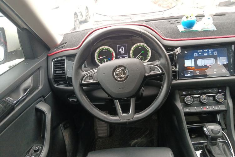 Used Skoda Kodiaq 2018 Facelifted TSI330 5-Seater Two-Wheel-Drive Luxury Enjoyment Edition Steering Wheel