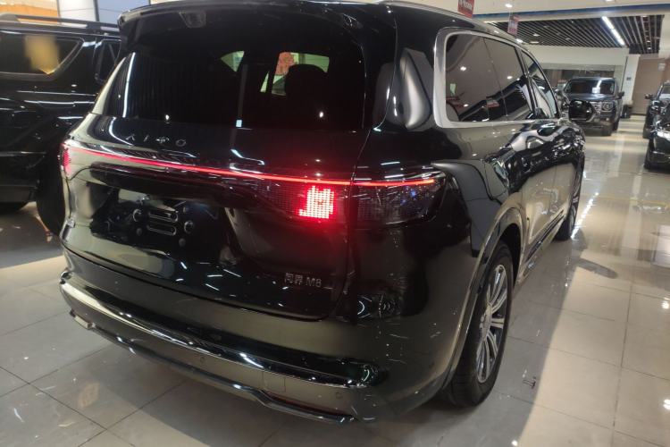 Used Hima AITO M8 2025 Extended-Range Ultra Version 53.4 kWh 6-Seater Edition