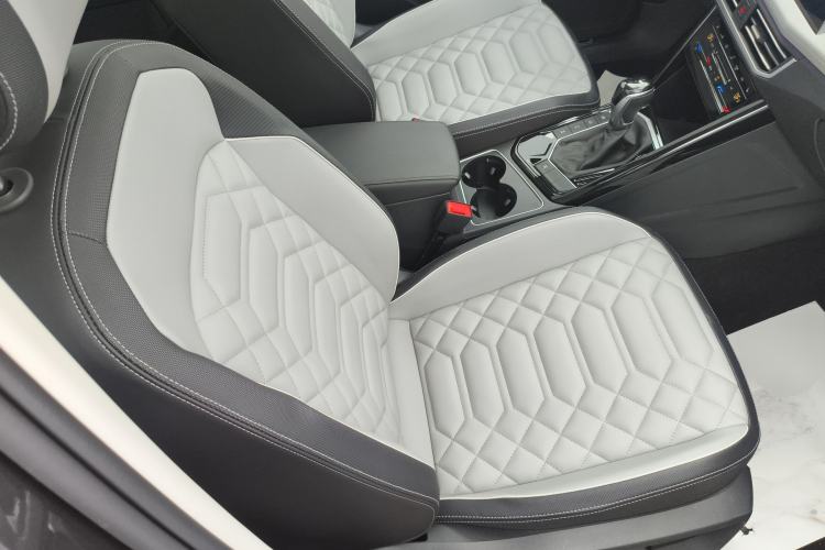 Used Volkswagen Tayron 2023 330TSI Two-Wheel-Drive R-Line High-Energy Version