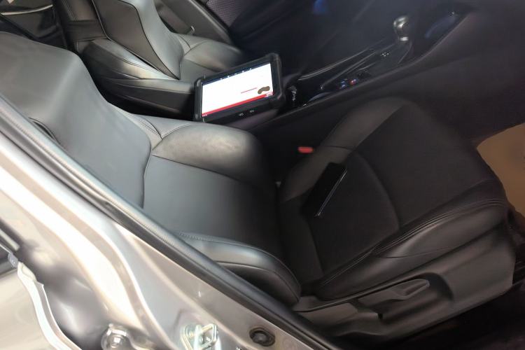 Used Toyota IZOA 2018 2.0L Yichi Edition China V Standard
