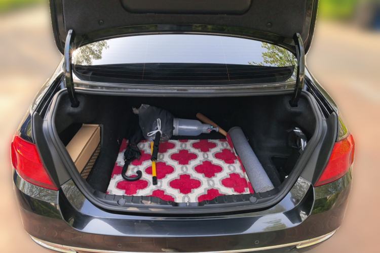 Used BMW 5 Series 2014 525Li Luxury Design Package Trunk