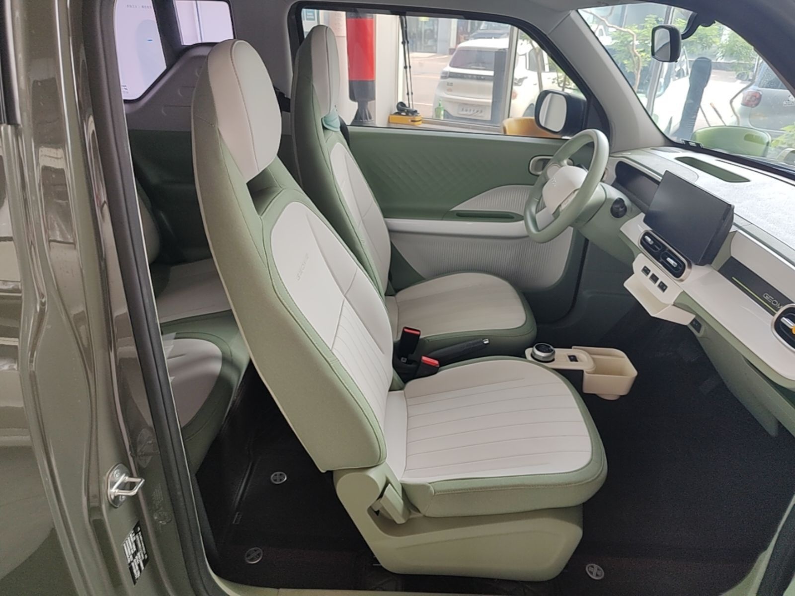 Geely Galaxy Panda 2025 210km Panda Rider — снимка 19