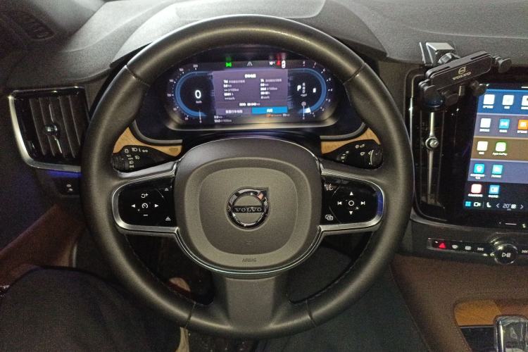 Used Volvo S90 2024 B5 Zhiyi Luxury Edition
