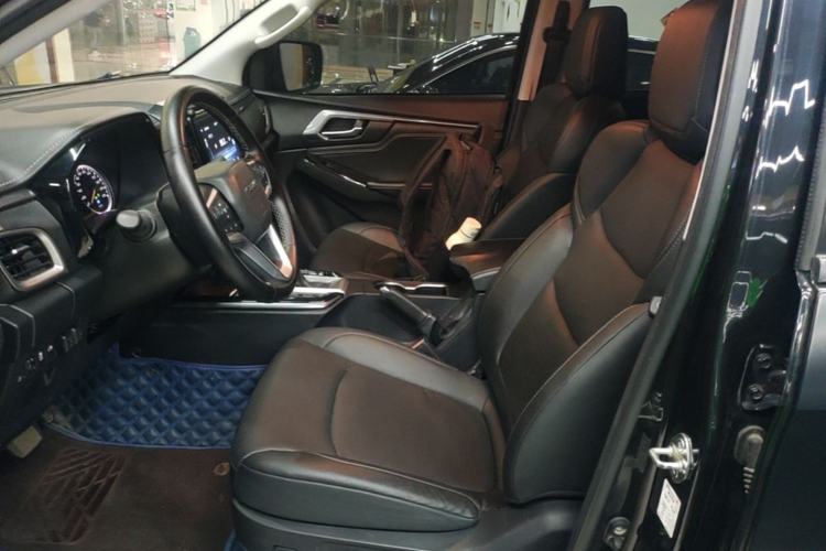 Used Isuzu D-MAX 2021 1.9T Automatic 4x4 Diesel Global Huan Dong RZ4E
