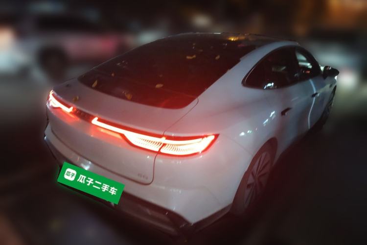 Used Geely Galaxy E8 2024 665 km Range Rear-Drive Starship Long-Range Version
