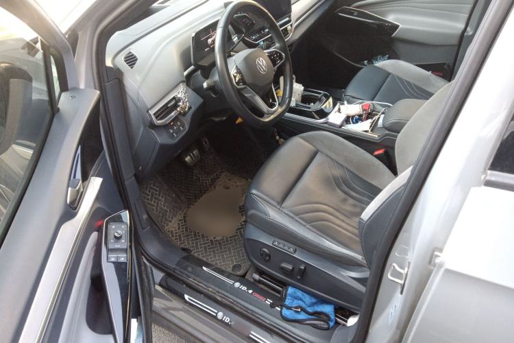 Used Volkswagen ID.4 CROZZ 2022 Long-Range Lite PRO Edition Driver Seat